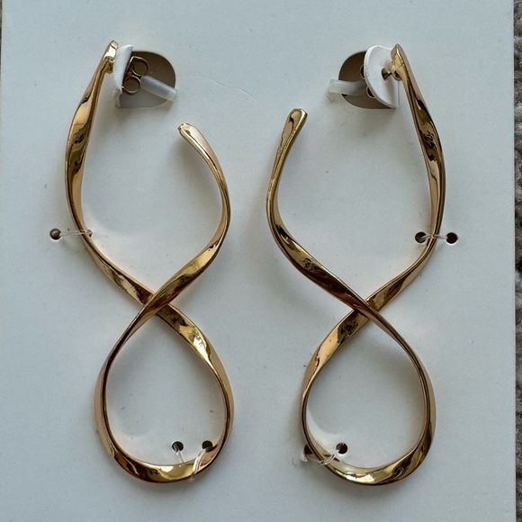 Zara limited edition twisted metallic celeb style earrings - Picture 3 of 5